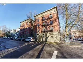 Photo #1: 456145075 Listing 