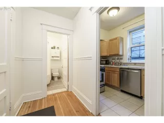 Photo #4: 456145075 Listing 