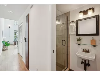 Photo #3: 456889569 Listing