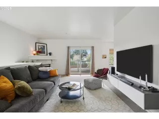 Photo #5: 457004109 Listing