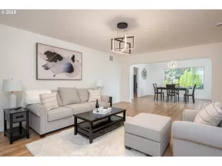 Photo #3: 457013104 Listing 