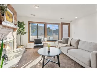 Photo #6: 457406731 Listing 