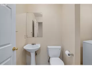 Photo #6: 458079427 Listing