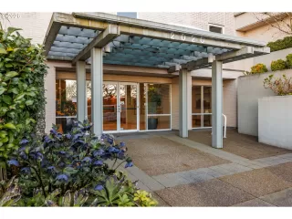 Photo #1: 458253982 Listing 