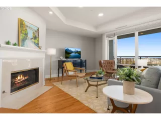 Photo #6: 458253982 Listing 