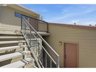 Photo #2: 458629079 Listing 