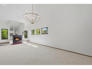 Photo #6: 458629079 Listing 