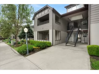 Photo #1: 458963571 Listing 