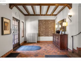 Photo #3: 459294800 Listing 