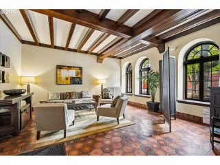 Photo #4: 459294800 Listing 