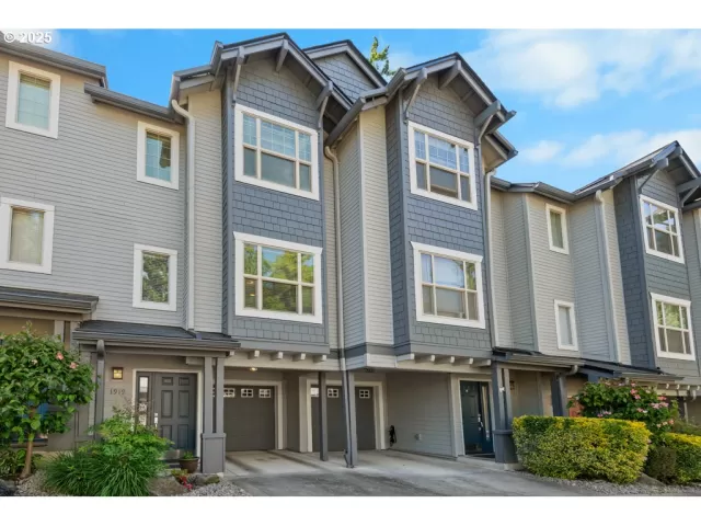 MLS: 460400741 Condo For Sale