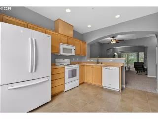 Photo #3: 460414663 Listing 