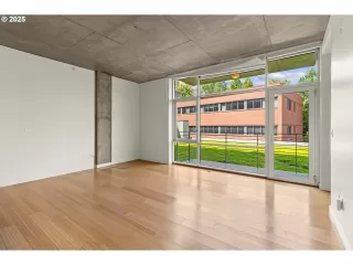 Photo #1: 460994586 Listing