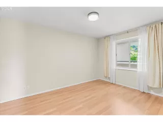 Photo #5: 461061589 Listing 