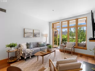 Photo #6: 461153022 Listing 