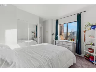 Photo #2: 461178047 Listing 