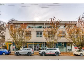 Photo #1: 461730663 Listing