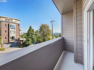 Photo #5: 461733620 Listing 