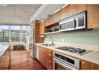 Photo #3: 462371578 Listing 