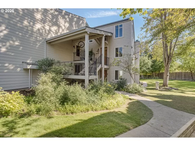 MLS: 462691280 Condo For Sale