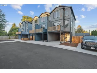 Photo #1: 463376508 Listing