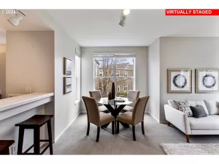 Photo #6: 463401982 Listing