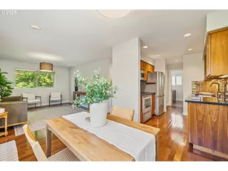 Photo #3: 463661183 Listing 