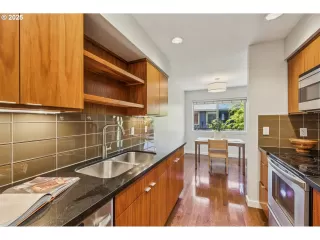 Photo #6: 463661183 Listing 
