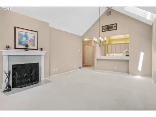 Photo #6: 464004147 Listing