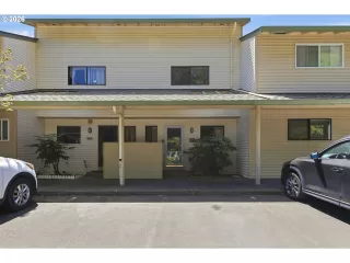 Photo #2: 464645942 Listing