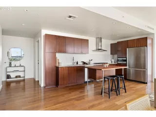 Photo #4: 464731798 Listing 