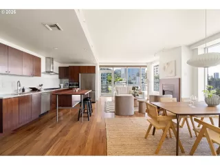 Photo #5: 464731798 Listing 