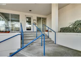 Photo #5: 464781796 Listing 