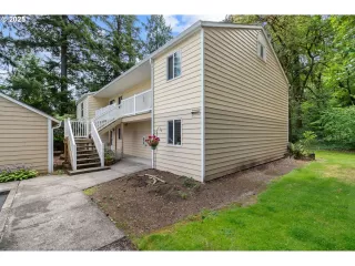 Click for more information on MLS # 465511658 : 13216 NE SALMON CREEK AVE J1 More Details about MLS # 465511658 : 13216 NE SALMON CREEK AVE J1