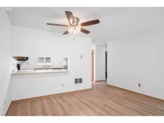 Photo #6: 465511658 Listing 