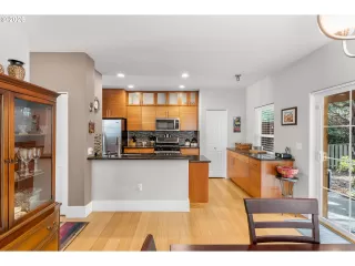 Photo #4: 465994901 Listing 