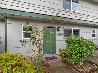 Photo #1: 468037407 Listing 