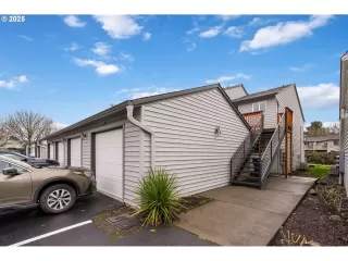 Photo #5: 468536918 Listing