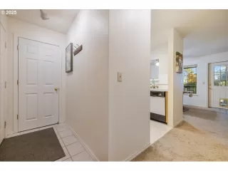 Photo #3: 469366789 Listing 