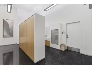 Photo #4: 469542134 Listing 