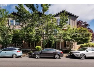 Click for more information on MLS # 469892799 : 2629 N KILLINGSWORTH ST More Details about MLS # 469892799 : 2629 N KILLINGSWORTH ST