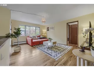 Photo #2: 470539788 Listing 