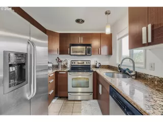 Photo #6: 470539788 Listing 