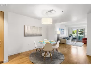 Photo #4: 471051051 Listing