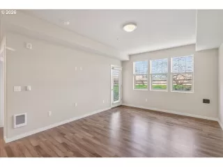 Photo #1: 471769527 Listing 