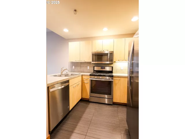 MLS: 471921461 Condo For Sale