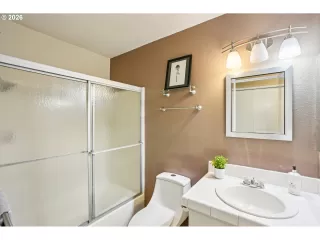 Photo #5: 472241815 Listing 