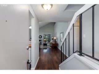 Photo #3: 472295498 Listing 