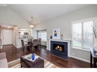 Photo #6: 472295498 Listing 