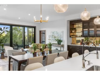 Photo #1: 472480974 Listing